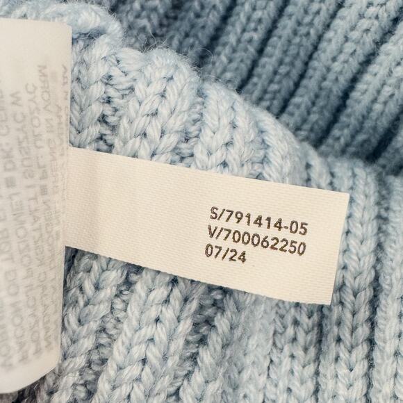 Athleta Girl,  Chill Out Beanie, Porcelain Blue, One Size Youth, New Without Tag - Picture 5 of 5